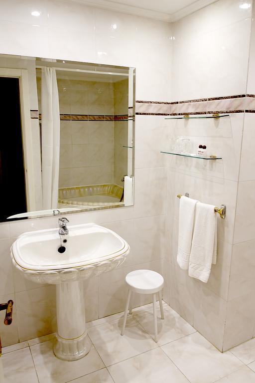 Hotel San Jorge Santurtzi ภายนอก รูปภาพ